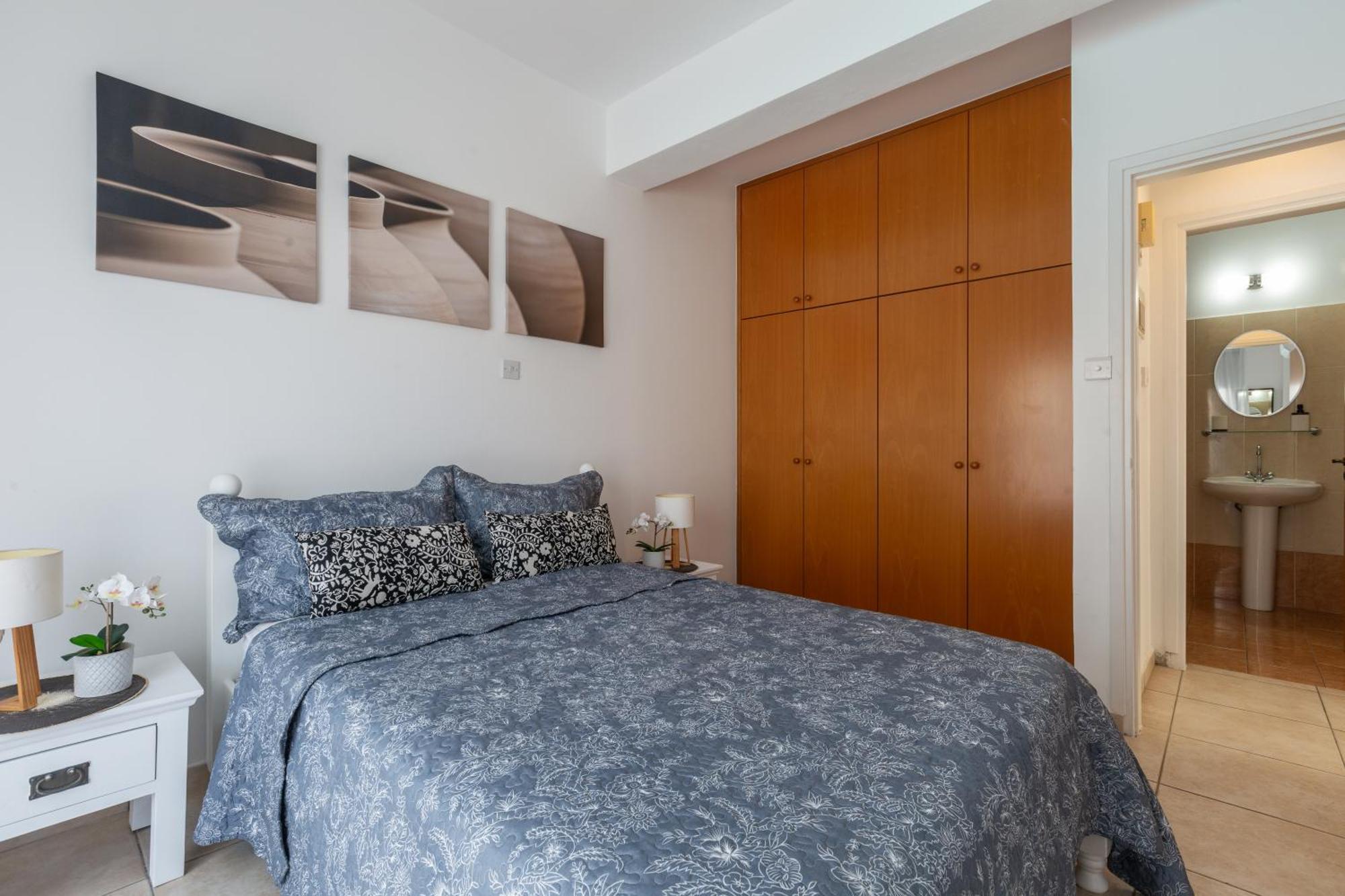 Beautiful One Bed Apartment In Пафос Экстерьер фото